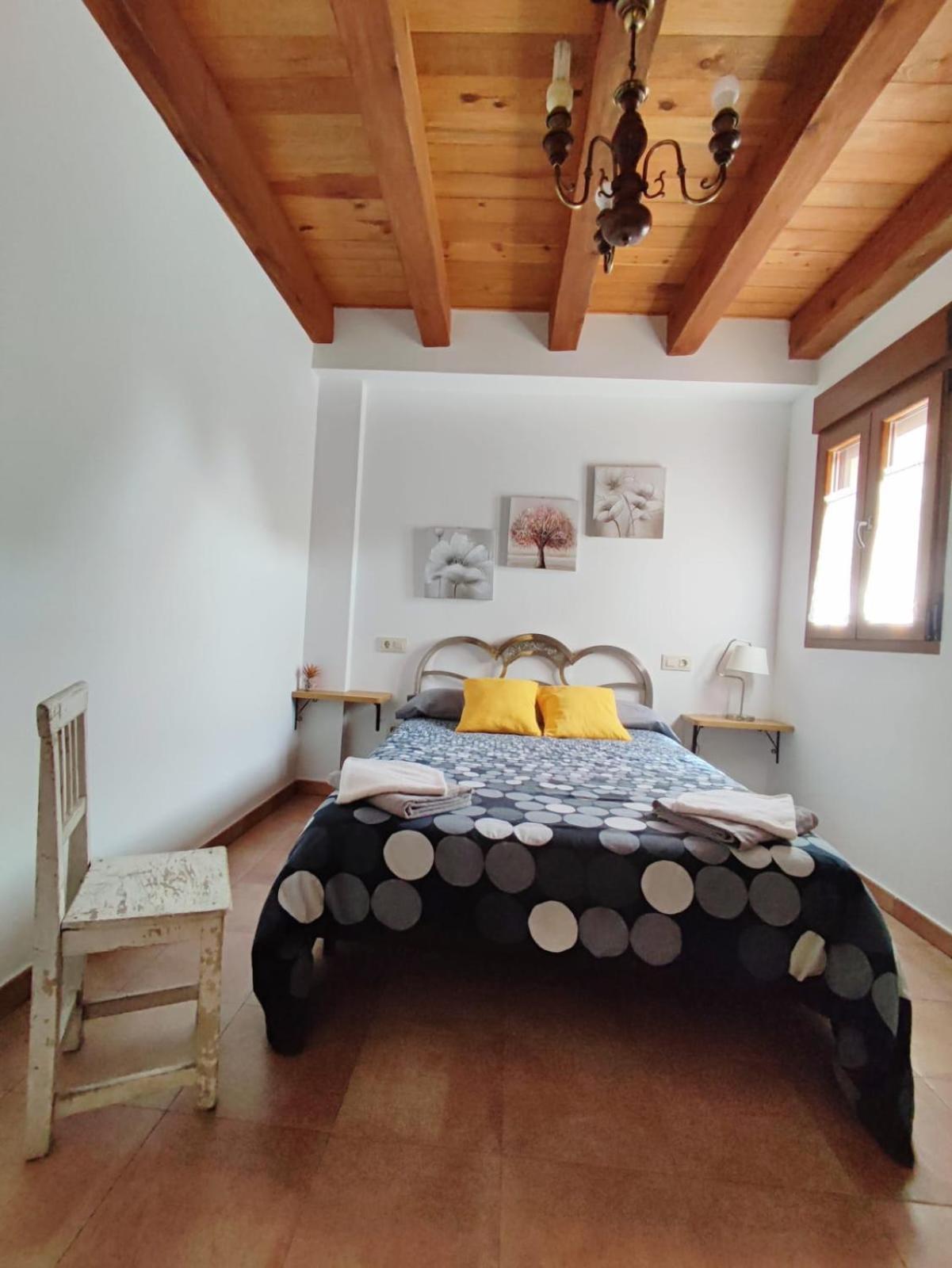Alojamiento Turistico Los Laureles Сеговия Екстериор снимка